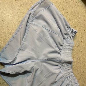 lululemon hotty hot shorts 6 2.5in daydream